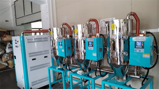 Pengering Desiccant Hopper Stainless Steel Untuk Kontrol Suhu Plastik 50C-180C