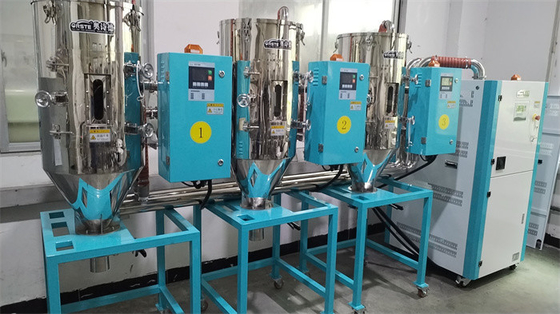 Perlindungan Overheat Overload Dehumidifying Hopper Dryer Penghematan energi