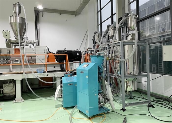 PA PLA TPU PET Crystallizer Dryer 300 KG / H Kapasitas Untuk Dengan Daya Torsi Tinggi