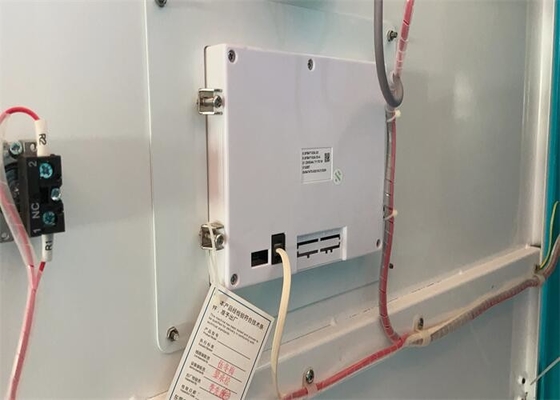 3PH 1000kg Kapasitas Hopper Industrial Desiccant Dehumidifier Dengan Berbagai Daya Terpasang
