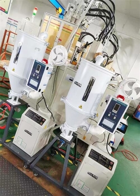 Air Panas Pengering Pengering Plastik Dengan Daya Pemanas 4-48 KW
