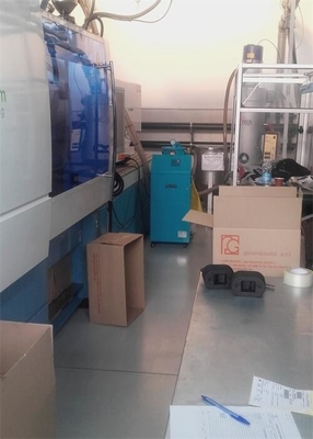 Hopper Pemuat Vakum Industri Otomatis Terpisah Untuk Pengumpanan Bahan Plastik