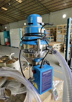 Mesin Pemuat Otomatis Vakum Tunggal 200 Kg / H Throughput Untuk Bahan Plastik Resin