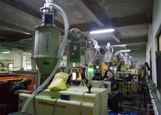 Mesin Pemuat Otomatis Vakum Tunggal Resin Plastik 200 Kg / H Throughput