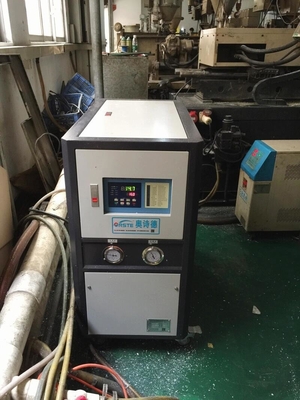 Plastik Central Water Cooled Industrial Chiller OCM-10W Untuk Pendinginan Cetakan