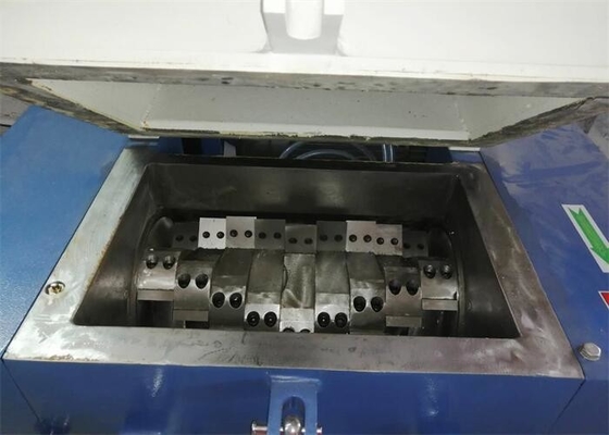 Mesin Shredder Daur Ulang Plastik Granulator Granulasi Tengah Abu-abu Kecepatan Tinggi