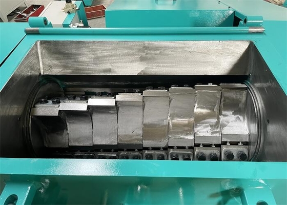 SKD-11 Granulator Kecepatan Tinggi 3.75KW Granulator Penghancur Plastik Untuk Pemotongan Cacat