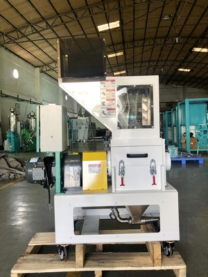 3 Phase Grinder Crusher Granulator Kecepatan Lambat Untuk Sariawan Plastik