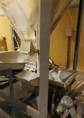 Screw Hopper Feeder Conveyor Untuk Serpihan PET Plastik OSF-16-3