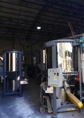 SUS Dipoles Vertikal Mesin Pencampur Plastik Blender Semi Otomatis Untuk Butiran