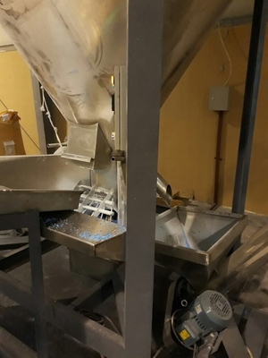 SUS Steel Plastic Auto Loader Screw Feeder Conveyor Untuk Serpihan Butiran