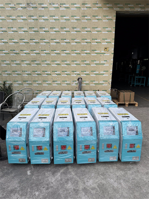 Pengontrol suhu cetakan fluida transfer panas sirkuit tunggal dengan tangki ekspansi 50 liter